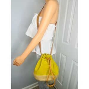 GORGEOUS BUCKET CROSSBODY‎ BAG